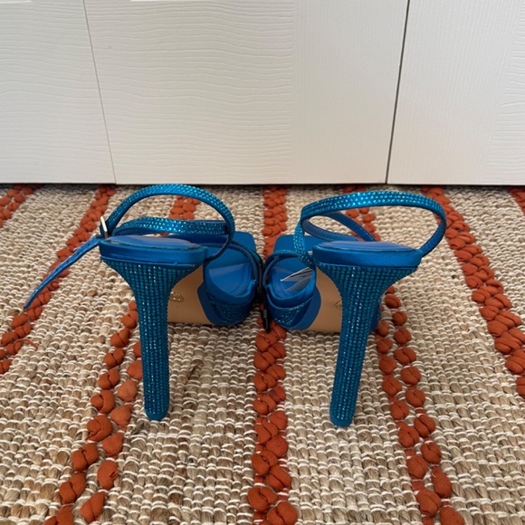 Zara Blue Rhinestone Heel - Size 5 - New with tags - 1310/010/009 - Picture 5 of 7